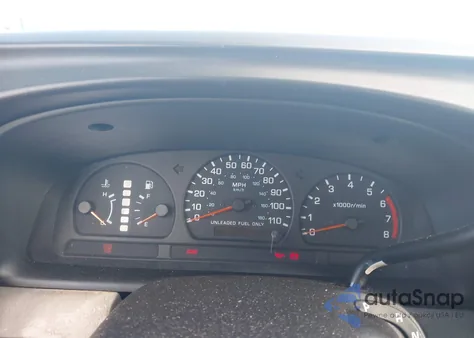 2000 Nissan Frontier Xe z USA, uszkodzony, nr VIN 1N6DD26S5YC325986
